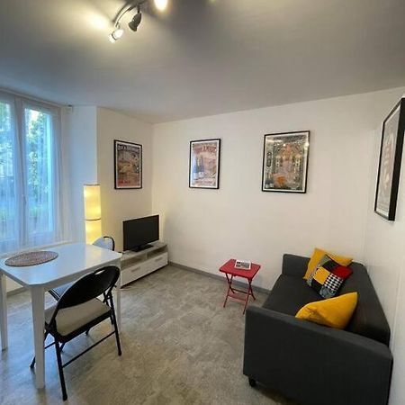 Studio Rdc Parking Prive Gratuit Doué-la-Fontaine Екстериор снимка